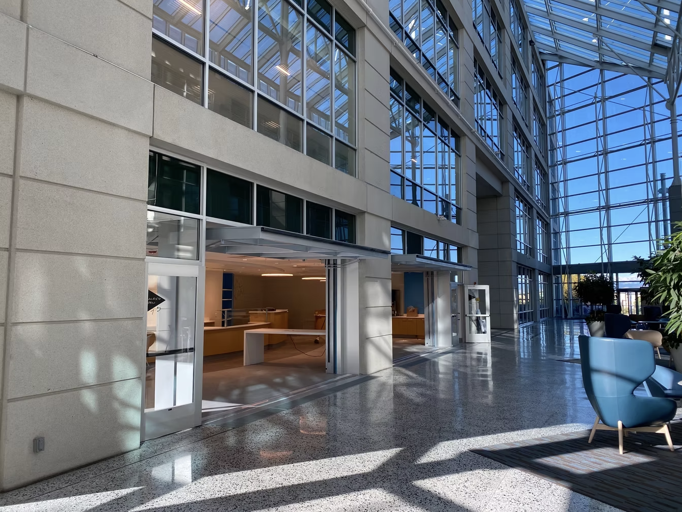S Series - FLOAT - single-panel lift-and-tilt window and doors for oversized openings